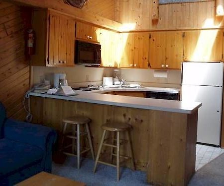 High Village Breezy Point Buitenkant foto